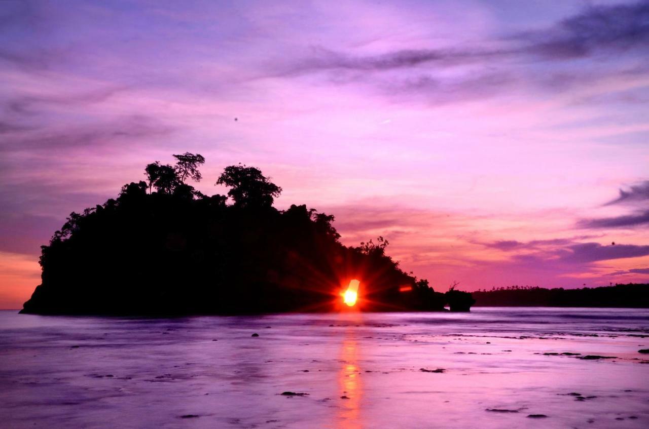 D'Lebah Homestay Nusa Penida Eksteriør billede